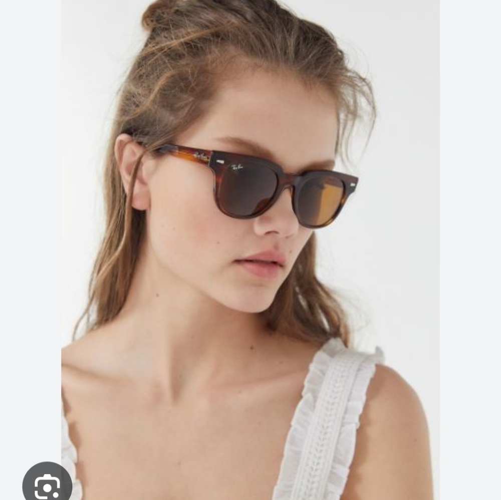 Rayban meteor sunglasses